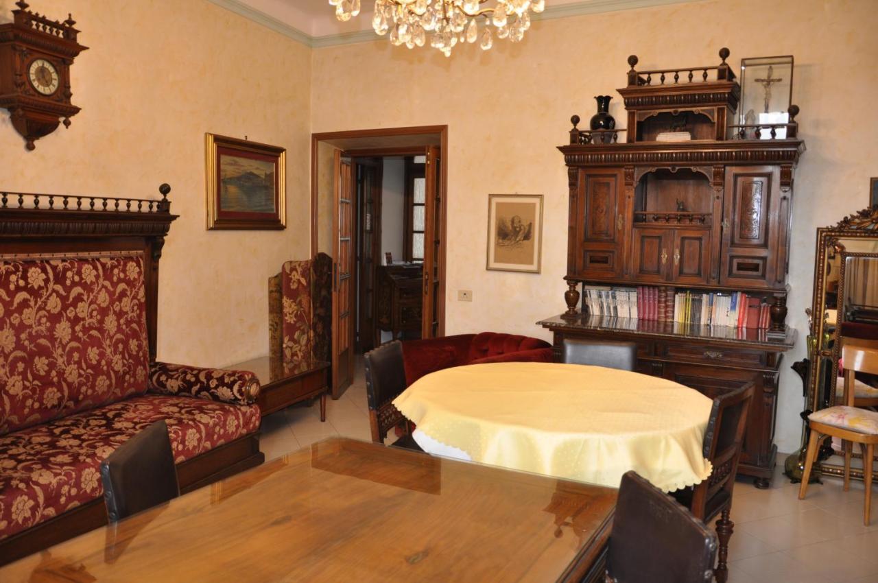 Interno 7 Appartement Rome Buitenkant foto